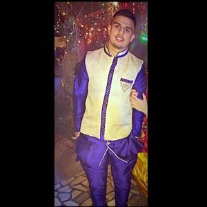 Meet your Posher, Jay